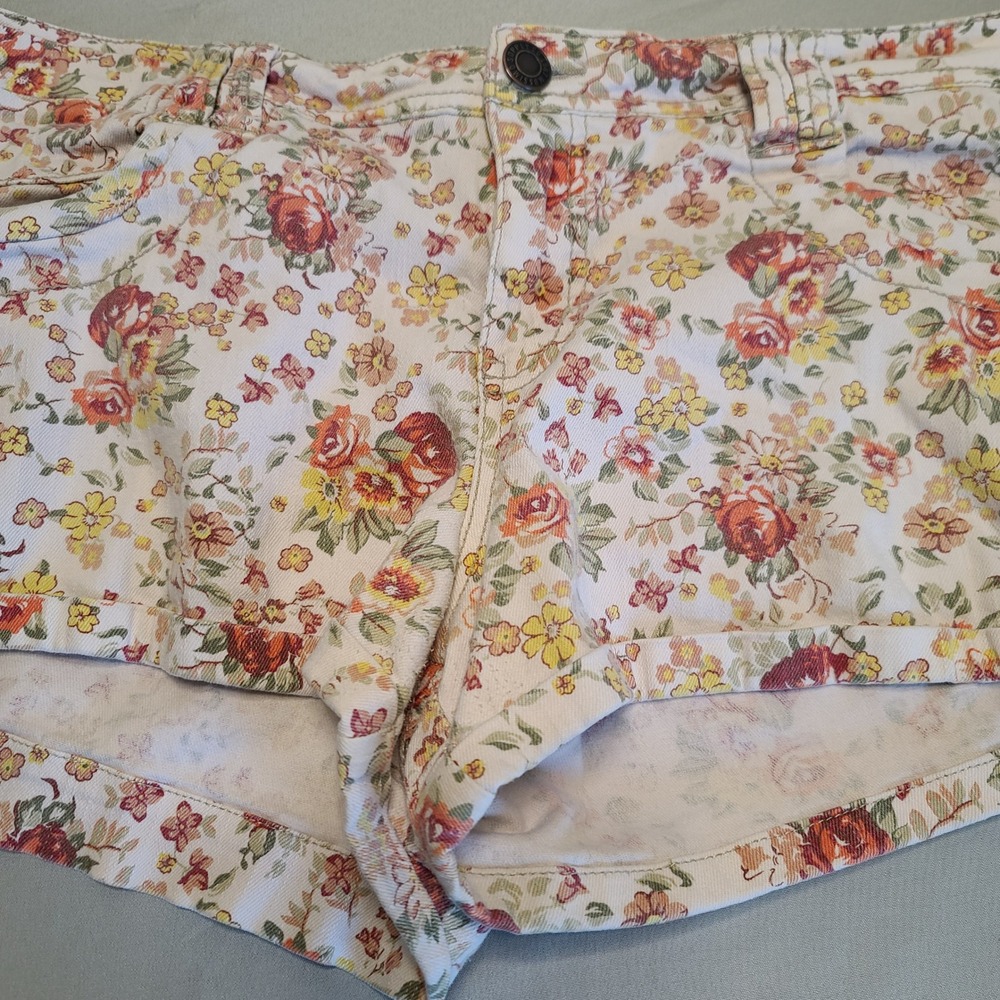 Mossimo Floral Denim Shorts Women 17 Multicolor Cottagecore Festival Summer Boho